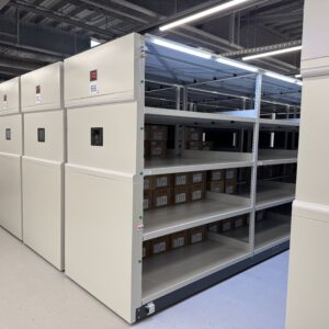 電腦設備及軟體